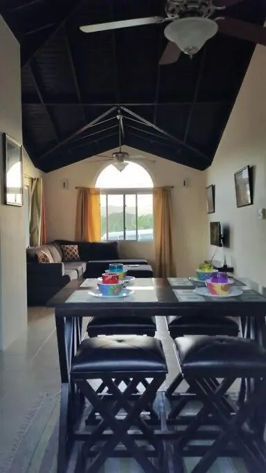 Cabana Papaya: 3Br 2Bth Retreat!! Villa Falmouth 0*,  Jamaica